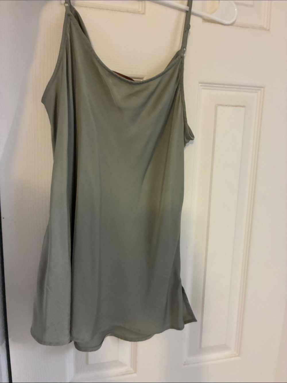 Quince sage colored cowl neck stretchy silk camisole - size large - Picture 5 of 5